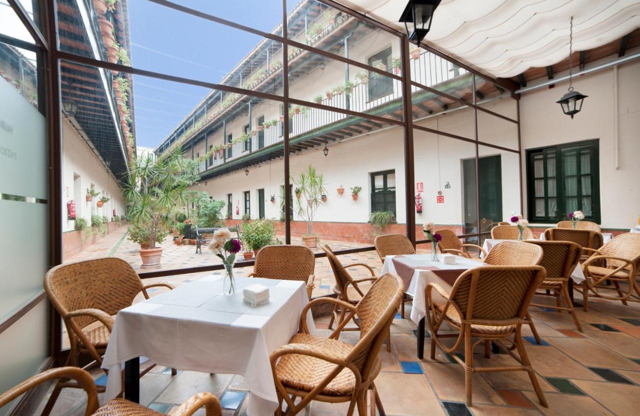 Corral De Los Chicharos Seville Exterior photo